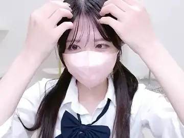 Yuinyaaa  live sex cam