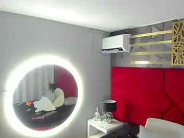 Hanny_milf  live sex cam