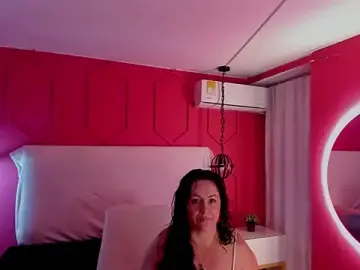 Hanny_milf  live sex cam