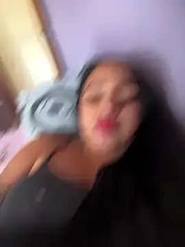 Maiasouza  live sex cam