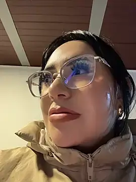 Nicole-cooper  live sex cam