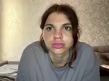 BennieHasty  live sex cam