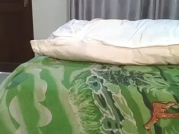Bubble_Booty_On_Duty  live sex cam