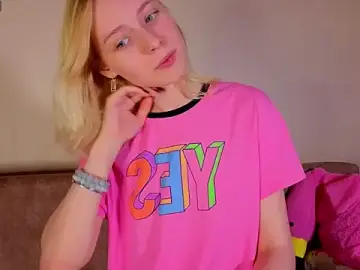 Crayzy_Luv  live sex cam