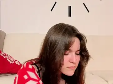 DelindaToste  live sex cam