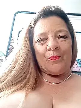 Karlatatiana  live sex cam