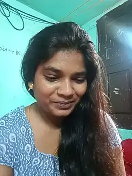 Monikamonikaa  live sex cam
