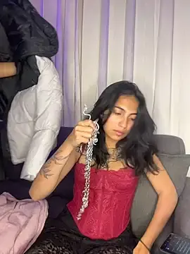 Velvet_Mysstic  live sex cam