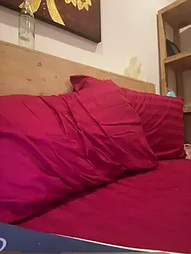 Fluffy_bunnyxxx  live sex cam