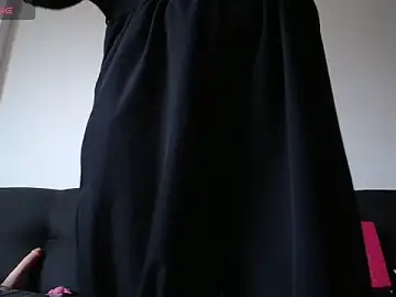 Lenavargas79  live sex cam