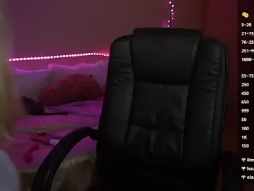 AmandaFiree  live sex cam