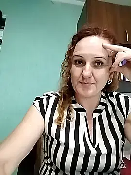 KarinaFlower99  live sex cam