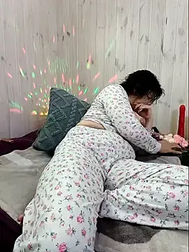 LitisiaLove4551  live sex cam