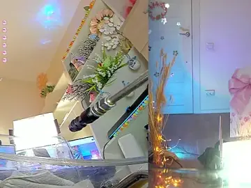 Ur_lil_bb  live sex cam