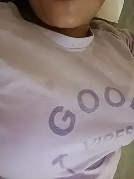 Hot-Ishita  live sex cam