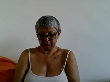 Roseblak42  live sex cam
