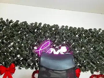 DestinyHills  live sex cam