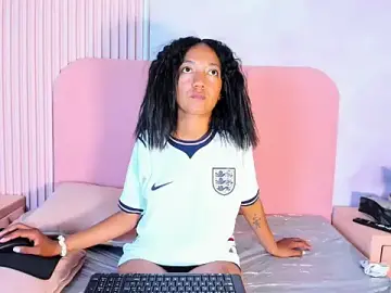 Kataleya_Aura  live sex cam