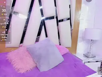 Lilith_West  live sex cam