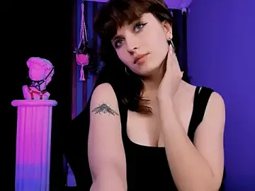 LolaDominara  live sex cam