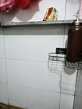 Diem122  live sex cam