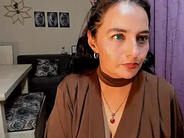 Emma_luxy  live sex cam