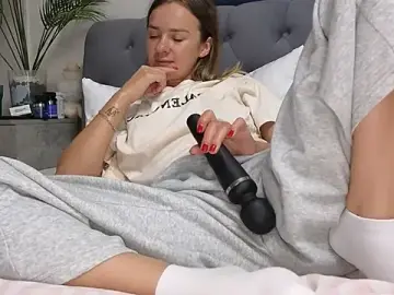Strip-Lady  live sex cam