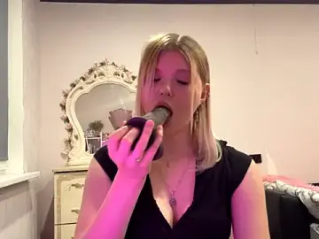SweettAnny  live sex cam