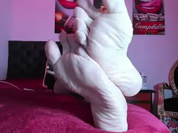 Taraa_Fox  live sex cam