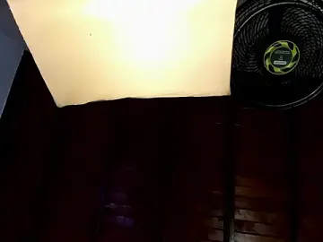 AnnyWest_  live sex cam