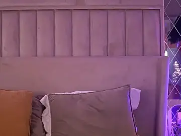 FrancescaDante  live sex cam