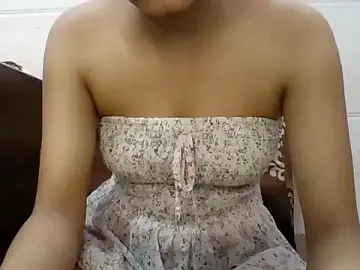 Hotty_kaira  live sex cam