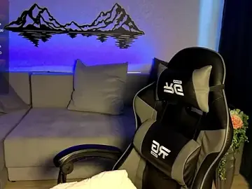 Lady_Sunrise12  live sex cam