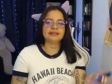 Lau_smiith  live sex cam