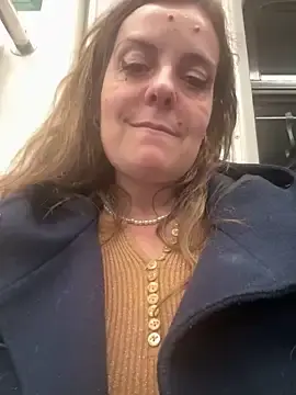 Sunbelxx  live sex cam