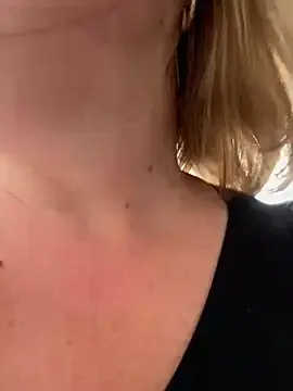 Sunbelxx  live sex cam