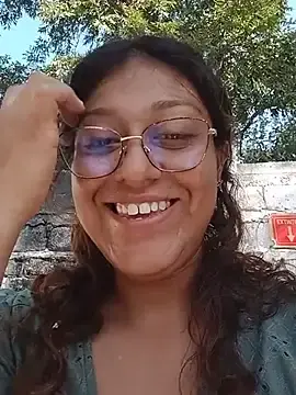 Candyz9  live sex cam