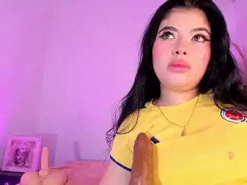 Julieta_red2  live sex cam