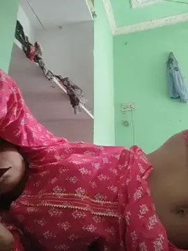 Cute-Isita  live sex cam