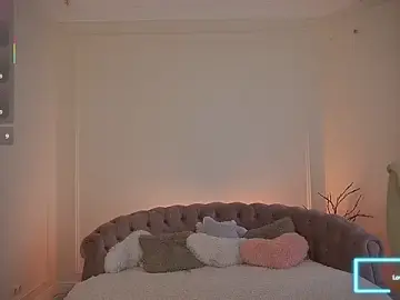 FataleNellie  live sex cam