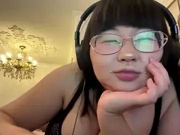Feylinmay  live sex cam