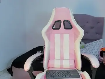 HannaSole  live sex cam