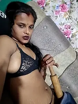 Maya_bhoji  live sex cam