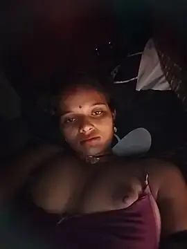 Maya_bhoji  live sex cam