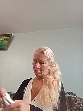 ViktoriaSexi1  live sex cam