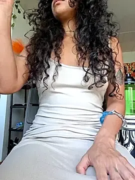 Brownpunani  live sex cam