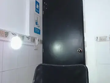Maira_tf  live sex cam