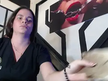Maira_tf  live sex cam