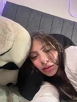 D-Bunnyyy  live sex cam