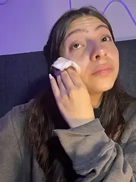 D-Bunnyyy  live sex cam